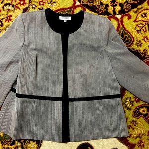 Women’s jacket, 22
